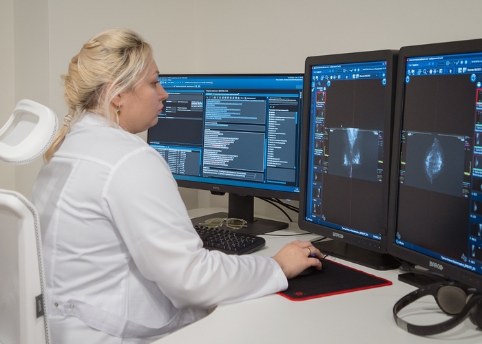 В Москве искусственный интеллект в рамках ОМС проанализировал более 350 тысяч маммограмм